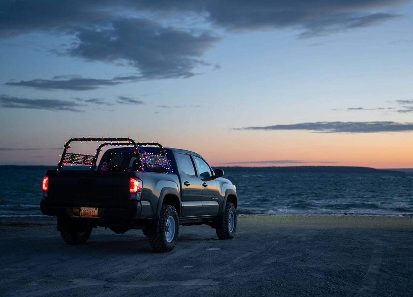 Illuminating the Trail: A Guide to Clean Wiring with Heavy Metal Off-Road's Overlanding Rack System
