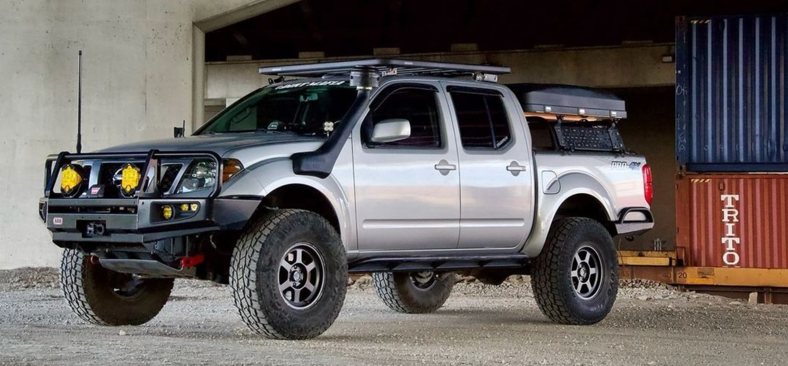 Big Racks Rocking How to Easily Install the HMOR Rock-It Overlanding Rack System - Heavy ...