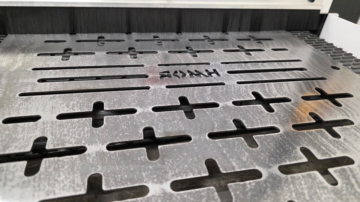HMOR rack slots, openings, and cut edges